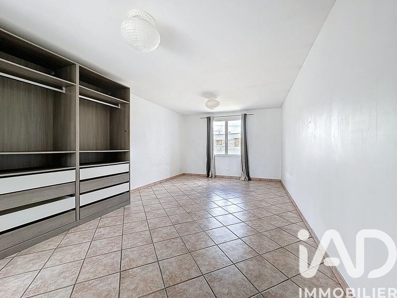 Maison - 121 m² - 5 pièces