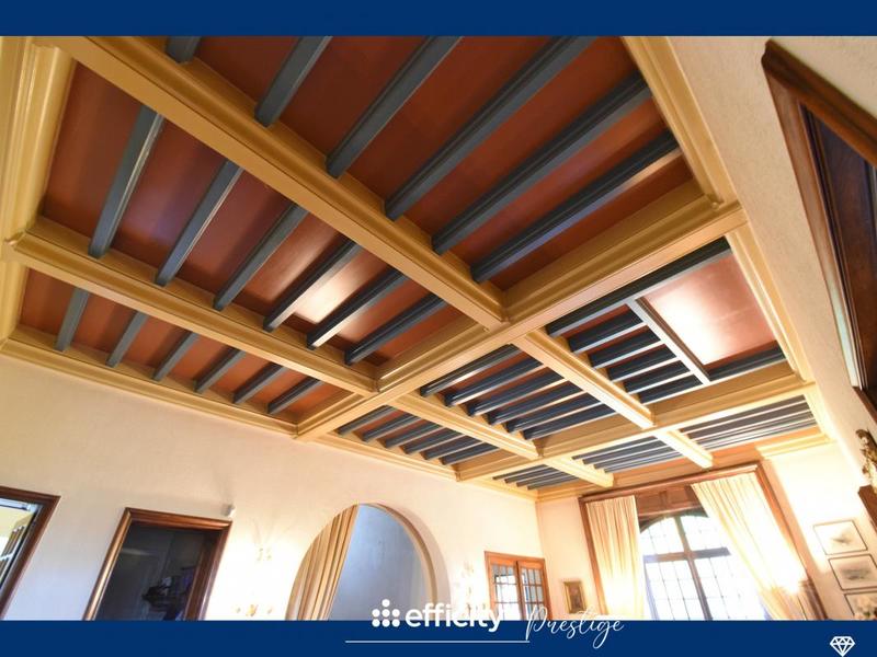 Maison - 450 m² - 16 pièces