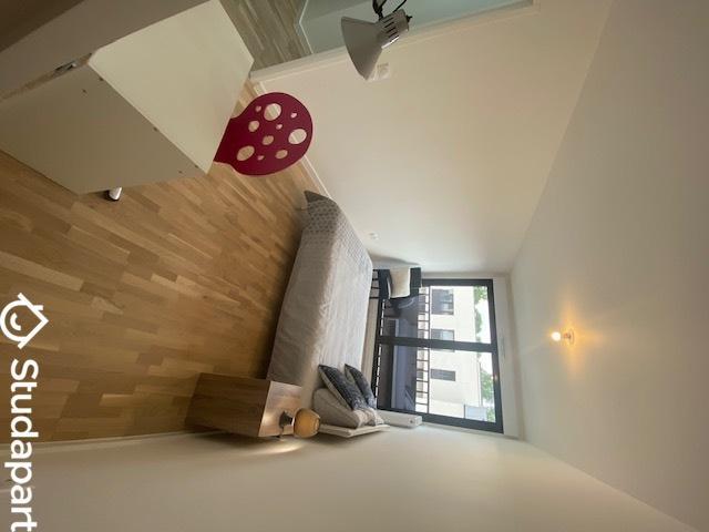 Chambre - 17 m² - 1 pièce