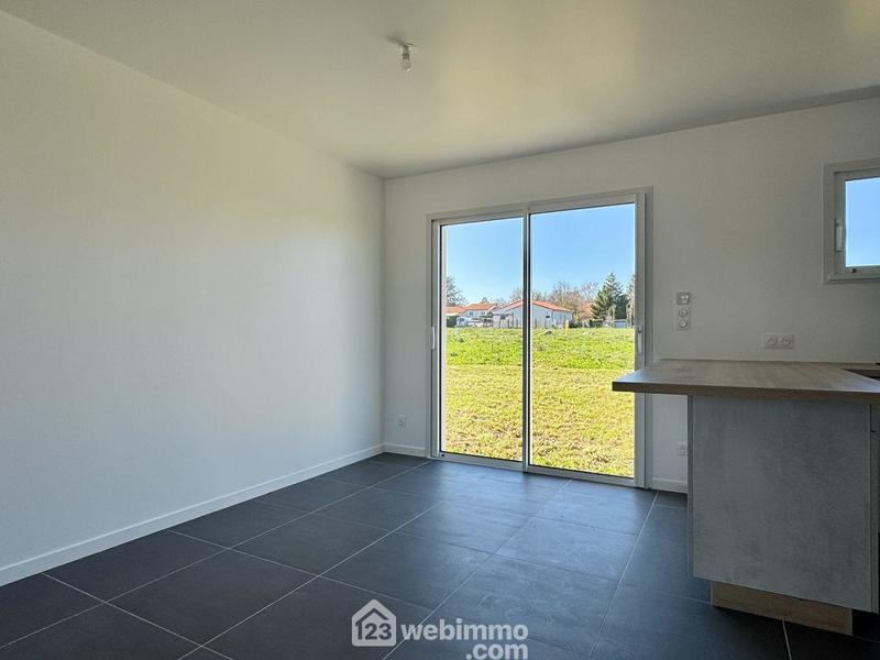 Maison - 80 m² - 4 pièces