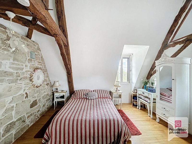 Propriété - 270 m² - 12 pièces