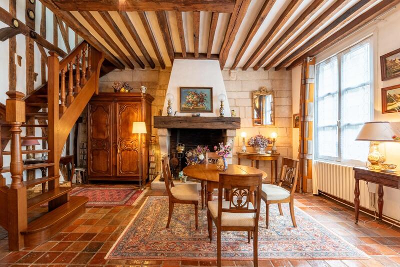 Appartement - 160 m² - 5 pièces