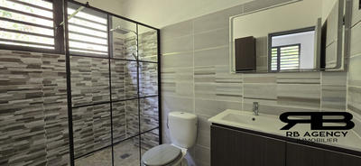 Appartement - 93 m² - 4 pièces