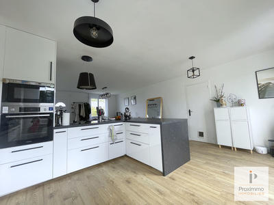 Maison - 83 m² - 3 pièces