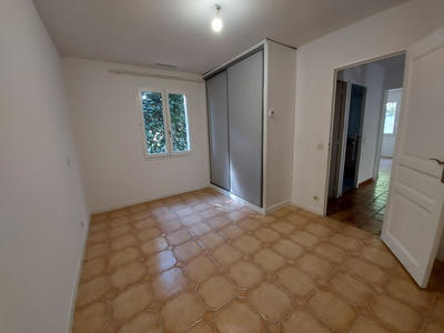 Maison - 88 m² - 6 pièces