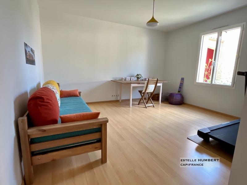 Maison - 223 m² - 8 pièces