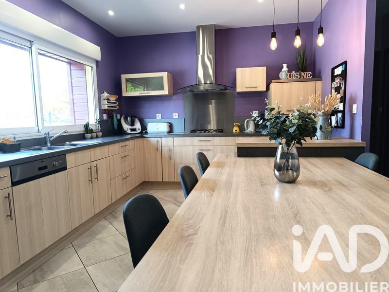 Maison - 175 m² - 7 pièces