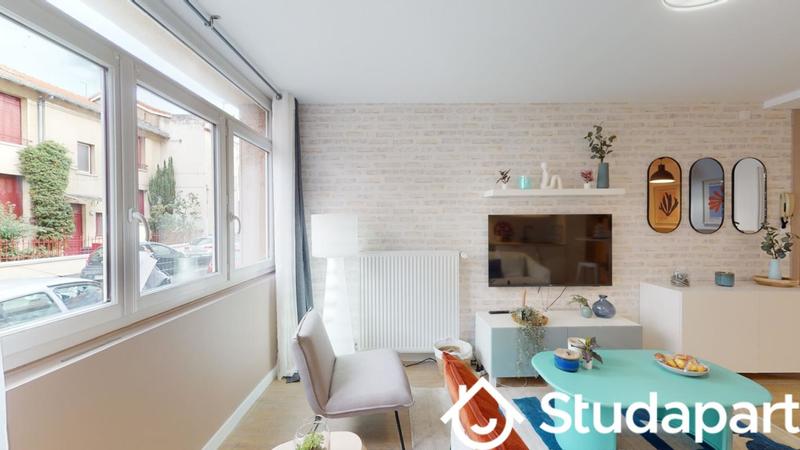 Chambre - 11 m² - 1 pièce