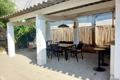 Maison - 250 m² - 7 pièces