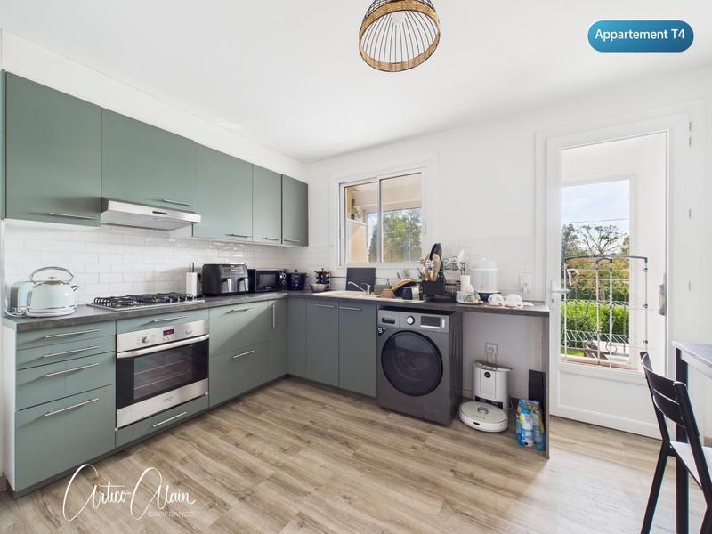 Immeuble - 320 m² - 11 pièces