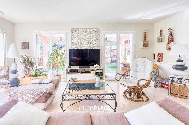 Villa - 143 m² - 5 pièces