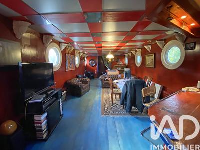 Appartement - 220 m² - 5 pièces