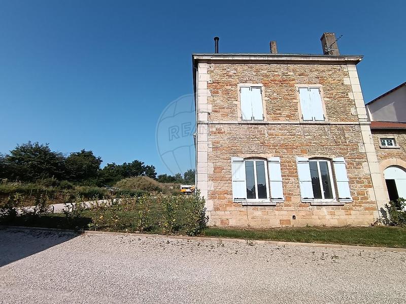 Appartement - 132 m² - 4 pièces