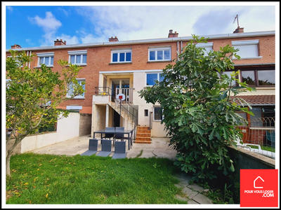 Maison - 82 m² - 4 pièces