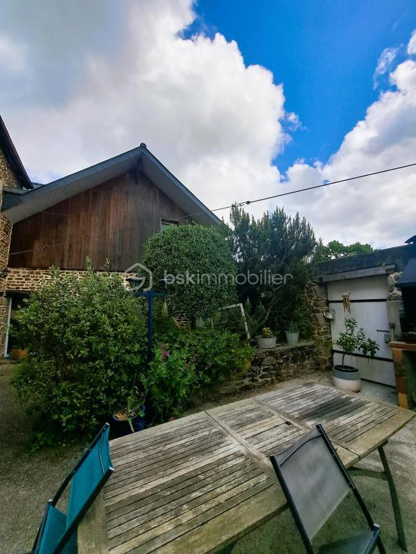 Maison en pierre - 280 m² - 12 pièces