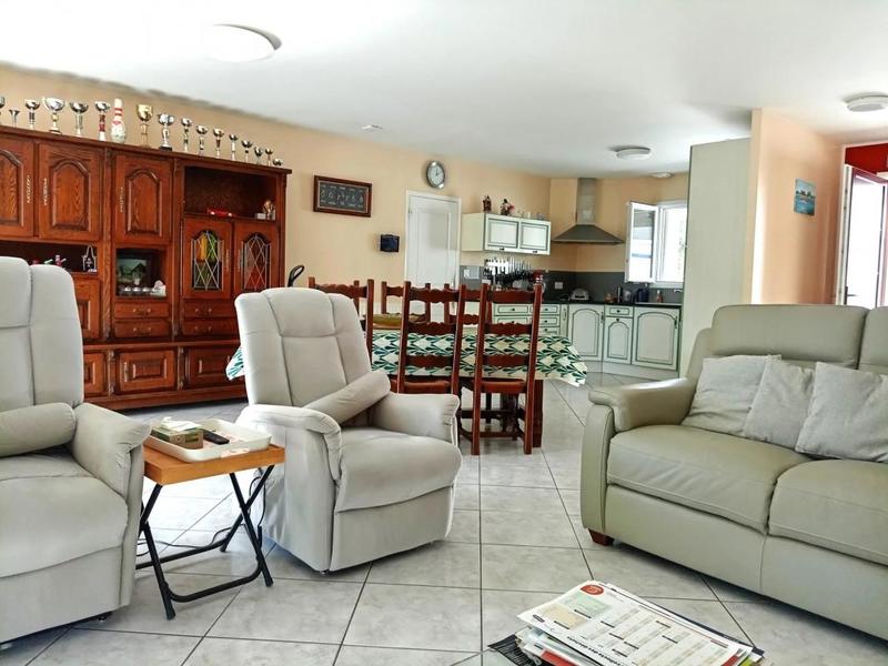 Propriété - 109 m² - 6 pièces