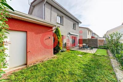 Maison - 97 m² - 4 pièces