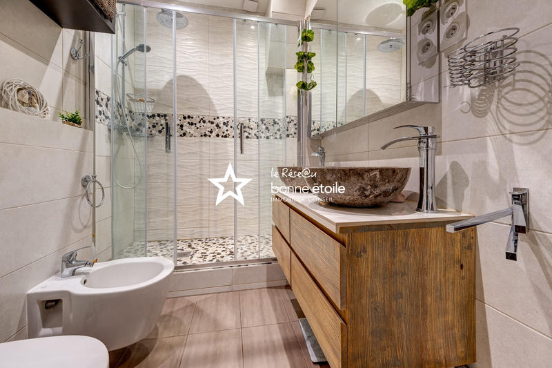 Appartement - 111 m² - 4 pièces