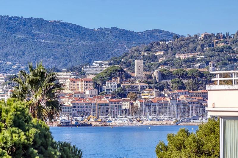 Appartement - 72 m² - 2 pièces