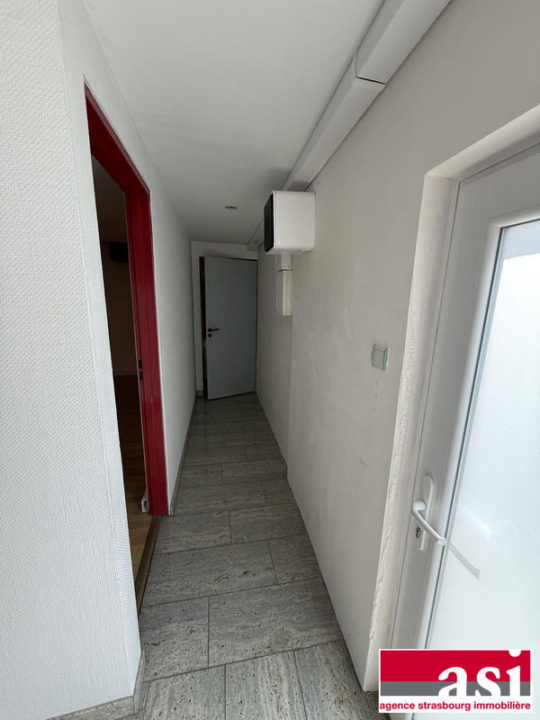 Local d'activités - 56 m² - 2 pièces