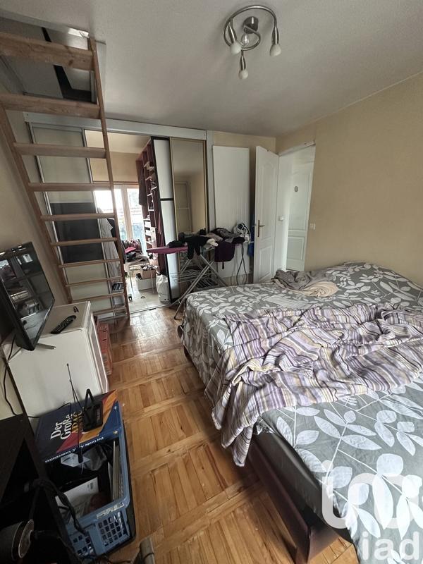 Appartement - 80 m² - 4 pièces