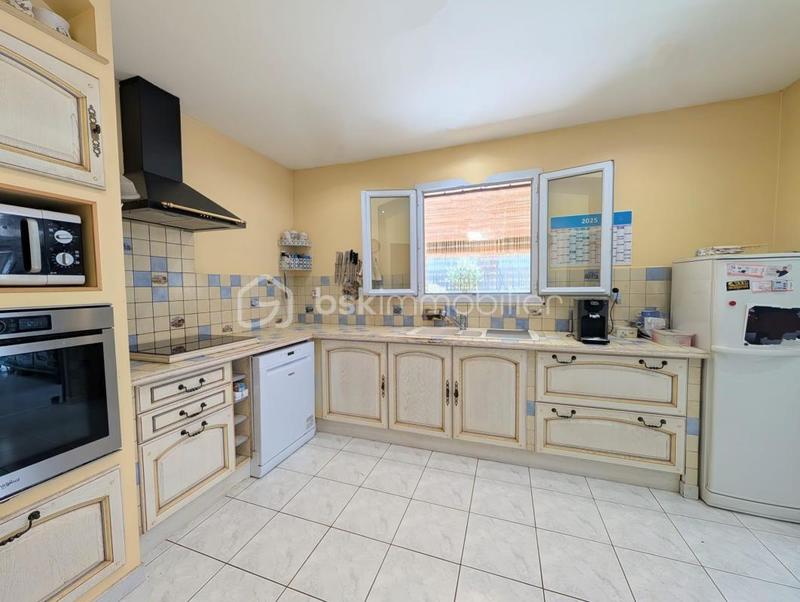 Villa - 100 m² - 4 pièces