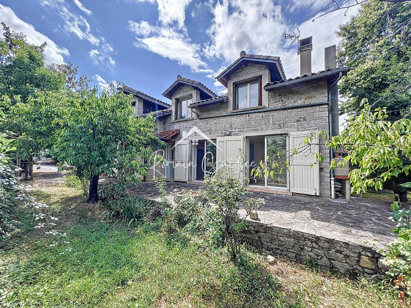 Maison - 175 m² - 8 pièces