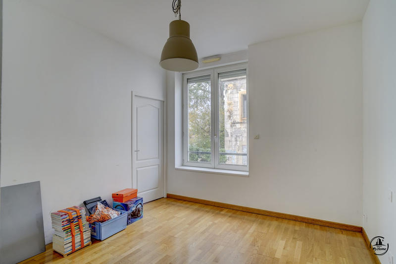 Maison ancienne - 290 m² - 9 pièces