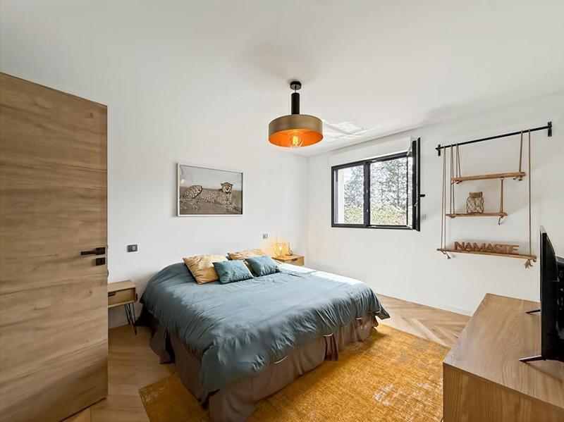 Maison - 215 m² - 5 pièces