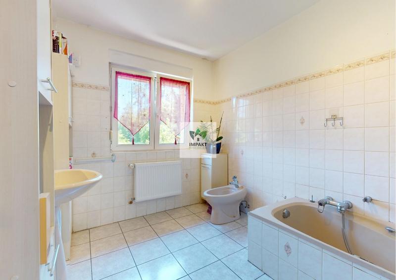 Maison - 173 m² - 8 pièces