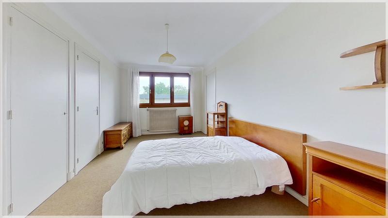 Maison traditionnelle - 185 m² - 6 pièces