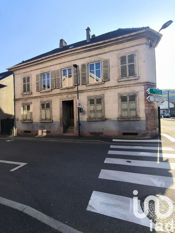 Maison de ville - 180 m² - 10 pièces