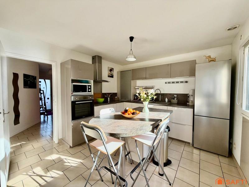 Maison de ville - 140 m² - 8 pièces