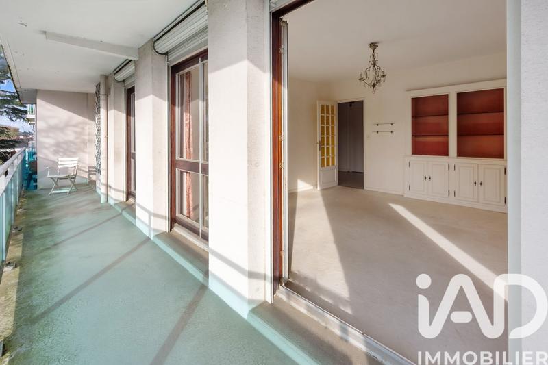 Appartement - 90 m² - 4 pièces
