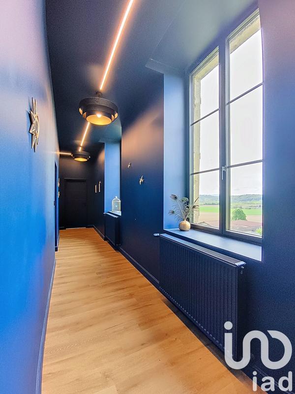 Maison - 320 m² - 8 pièces