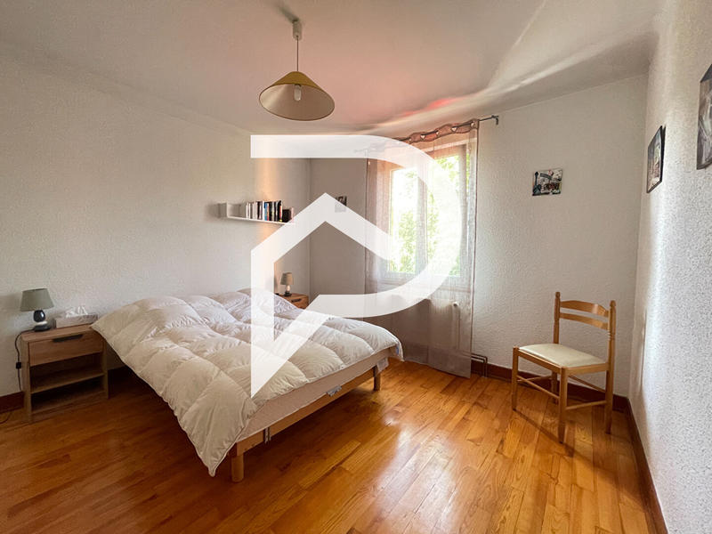 Maison - 174 m² - 8 pièces