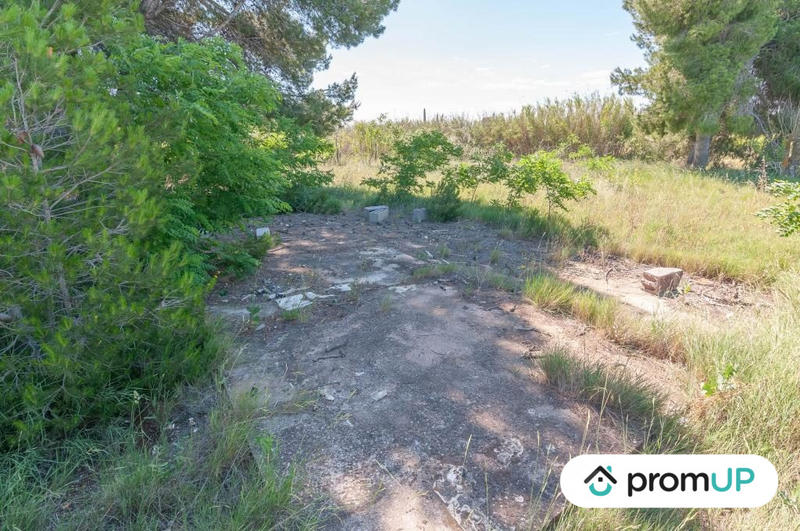 Terrain de loisirs - 569 m²