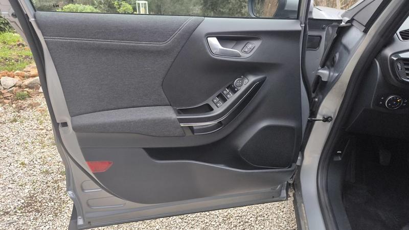 Ford Puma 1.0 EcoBoost 125 Hybrid Titanium