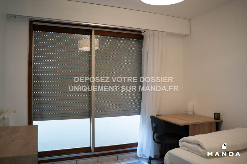 Chambre - 10 m² - 4 pièces