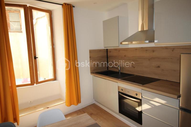 Studio - 24 m² - 1 pièce