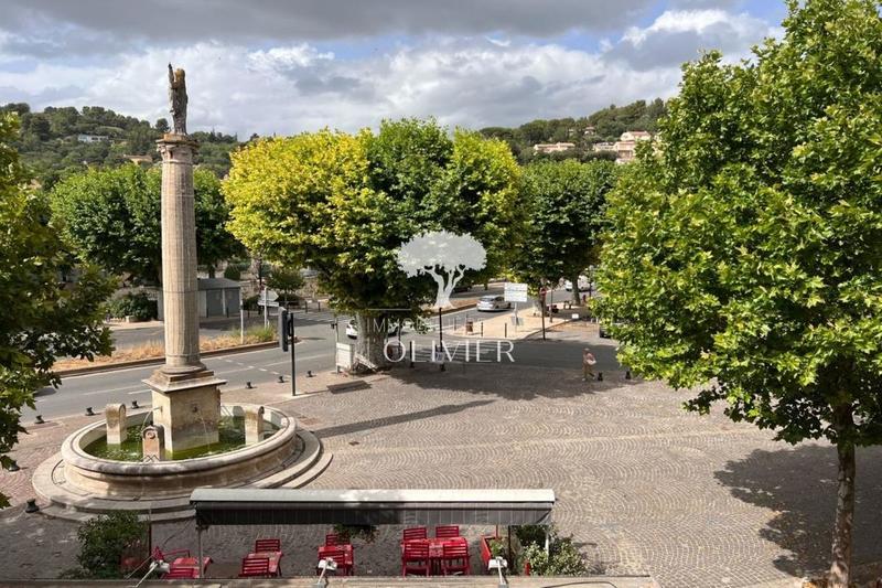 Appartement - 130 m² - 6 pièces