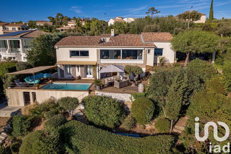 Maison - 170 m² - 5 pièces