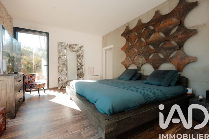 Maison - 395 m² - 12 pièces