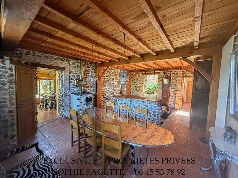 Maison - 158 m² - 6 pièces
