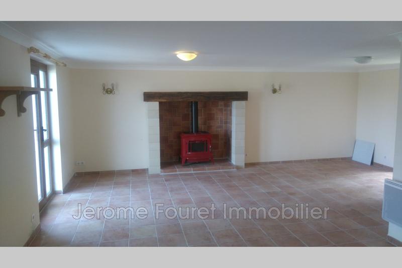 Maison - 900 m² - 6 pièces