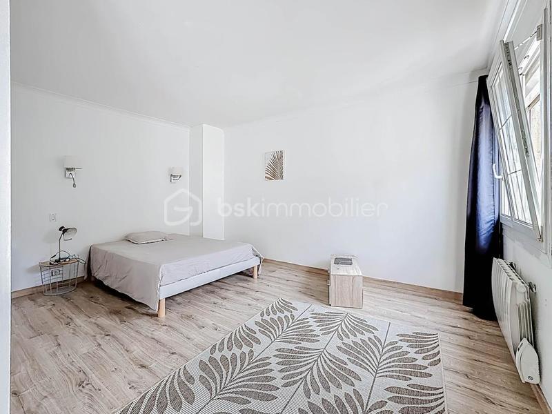 Villa - 210 m² - 6 pièces