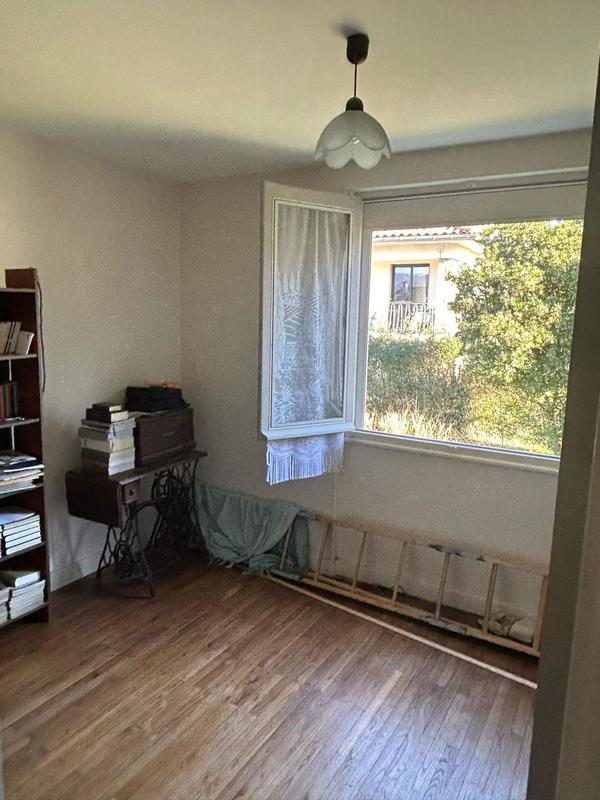 Maison - 80 m² - 6 pièces