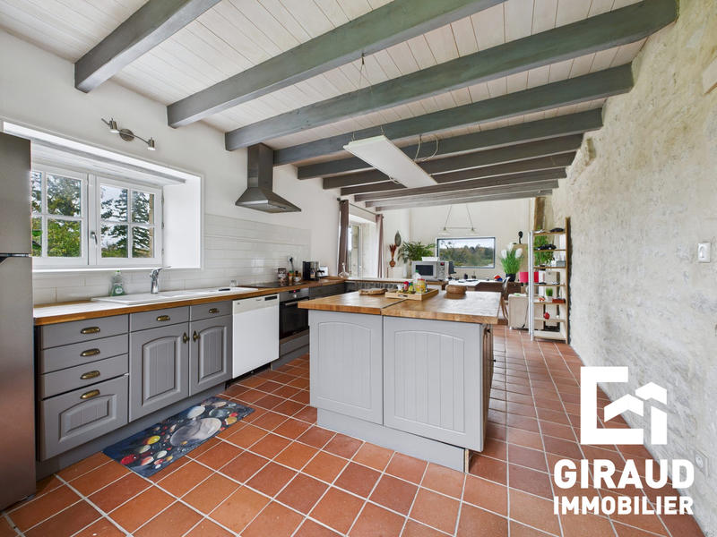 Maison ancienne - 162 m² - 5 pièces