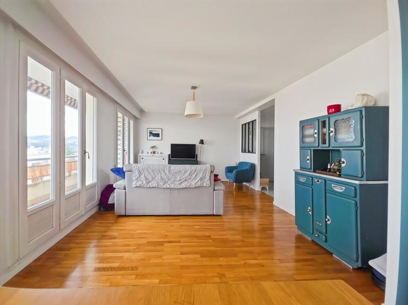 Appartement - 88 m² - 4 pièces