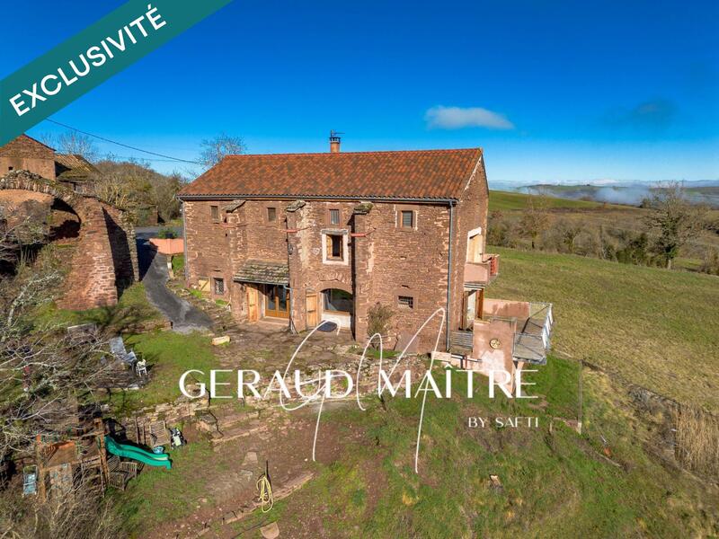 Maison - 168 m² - 10 pièces